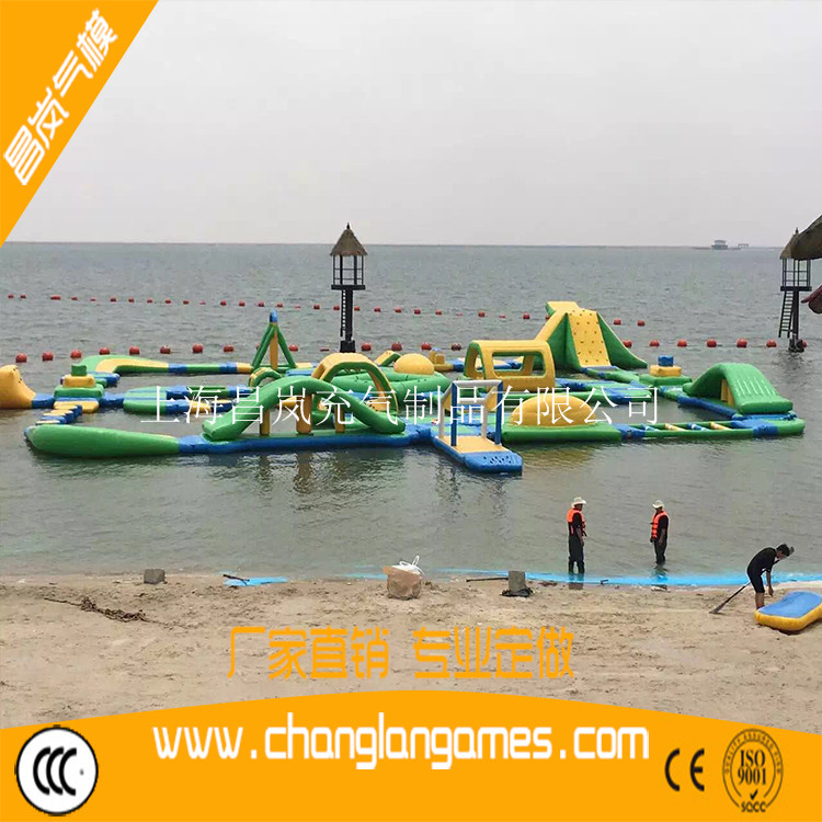 上海厂家定做充气水上乐园大型玩具水面蹦跳床闯关冲关游戏水上公园wibit inflatable water park in sotck
