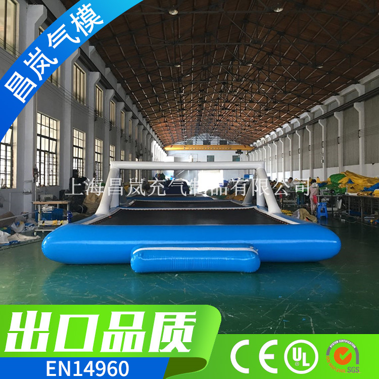 厂家直销 水上排球场 海面湖面游泳馆充气水上跳床蹦蹦床 多功能水上运动游戏大型玩具 水上弹床式排球场定做