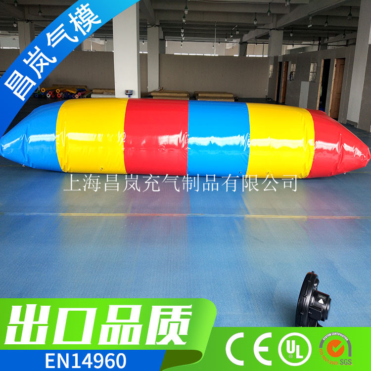 水上弹跳包 充气弹射包 水上大型玩具 跳水弹射包 充气水上大气枕 水上大包包定做